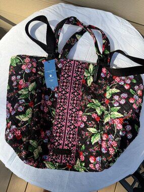 Vera Bradley 'Change It Up' Tote, Retired "Winter Berry" Pattern, NWT
